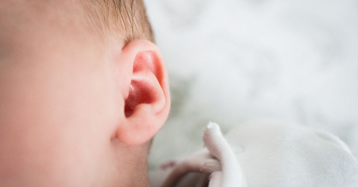 Ohrenschmerzen bei Säugling und Baby - Baby.at